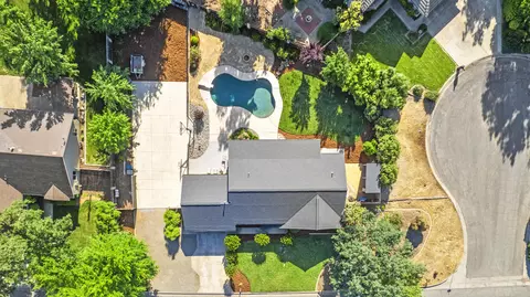 7414 Amigo Way, Redding, CA 96002 photo 38