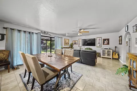 7414 Amigo Way, Redding, CA 96002 photo 10