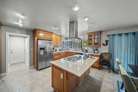7414 Amigo Way, Redding, CA 96002 photo 7