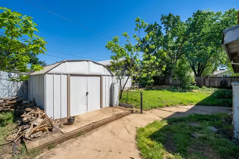 1352 Norman Dr, Redding, CA 96002 photo 37