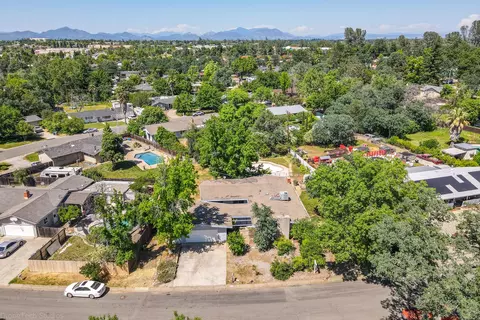 1352 Norman Dr, Redding, CA 96002 photo 46
