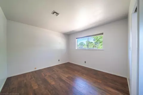 1352 Norman Dr, Redding, CA 96002 photo 20