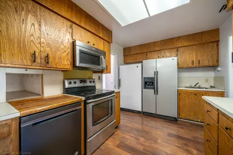 1352 Norman Dr, Redding, CA 96002 photo 14