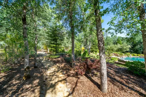 13096 Tierra Heights Rd, Redding, CA 96003 photo 49