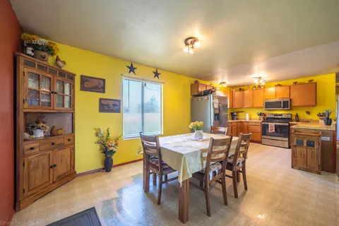 6460 Jayna Ln, Anderson, CA 96007 photo 8
