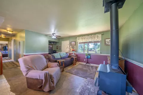 6460 Jayna Ln, Anderson, CA 96007 photo 13