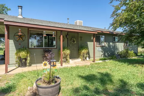6460 Jayna Ln, Anderson, CA 96007