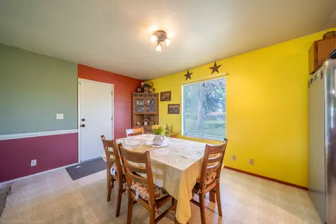 6460 Jayna Ln, Anderson, CA 96007 photo 10
