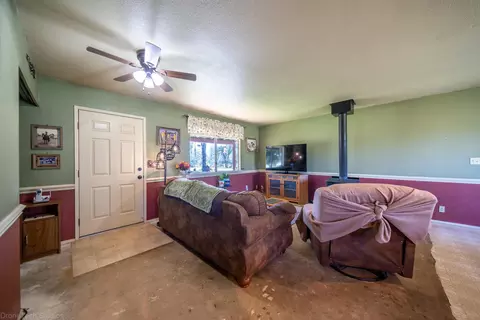 6460 Jayna Ln, Anderson, CA 96007 photo 12