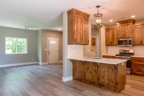 1050 Otis Ct, Red Bluff, CA 96080 photo 9