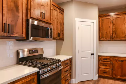 1050 Otis Ct, Red Bluff, CA 96080 photo 24