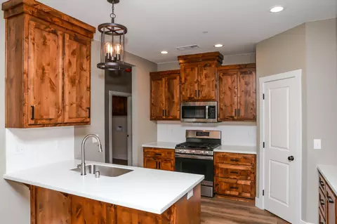 1050 Otis Ct, Red Bluff, CA 96080 photo 12