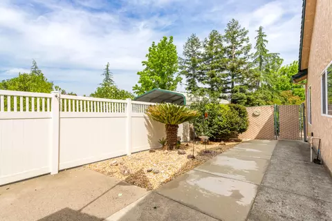 18021 Viewcrest Ct, Anderson, CA 96007 photo 52