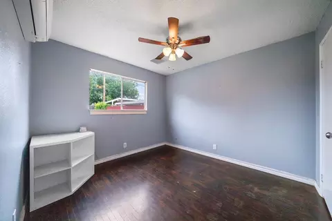 2068 Comet St, Redding, CA 96002 photo 7