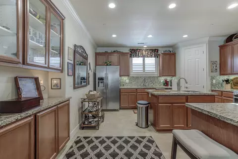 6135 Lucca Trl, Redding, CA 96003 photo 8