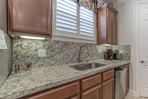 6135 Lucca Trl, Redding, CA 96003 photo 6