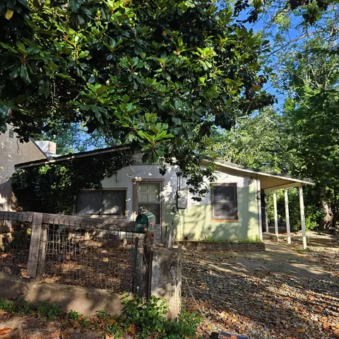 1394 Diamond St, Anderson, CA 96007
