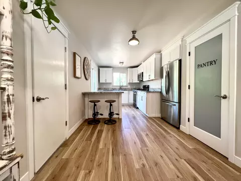 3611 Scorpius Way, Redding, CA 96002 photo 2