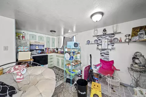 7031 Apple, Redding, CA 96002 photo 25