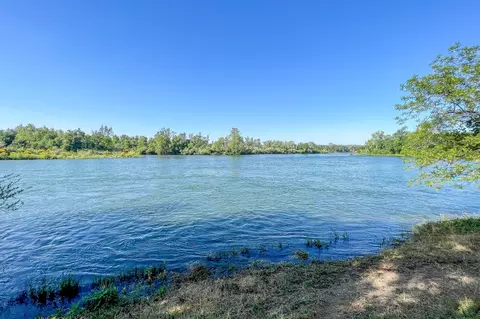 Clover Rd, Redding, CA 96002 photo 4
