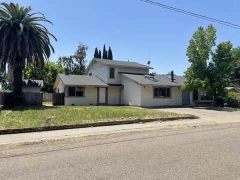 485 Roundup Ave, Red Bluff, CA 96080 photo 2