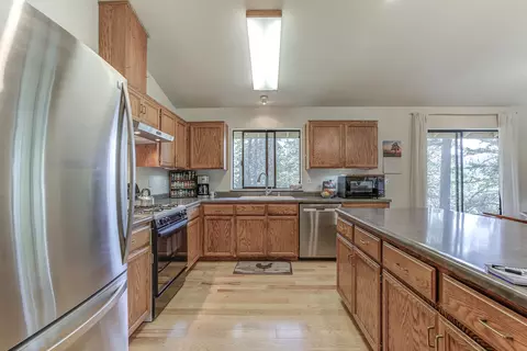 551 Salt Flat Rd, Lewiston, CA 96052 photo 8