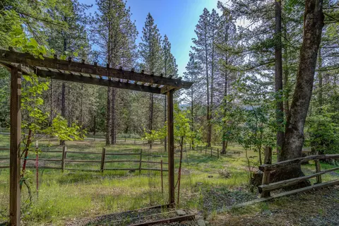 551 Salt Flat Rd, Lewiston, CA 96052 photo 27