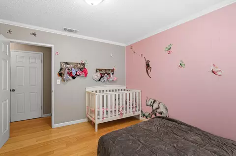 6842 Riverside Dr, Redding, CA 96001 photo 10