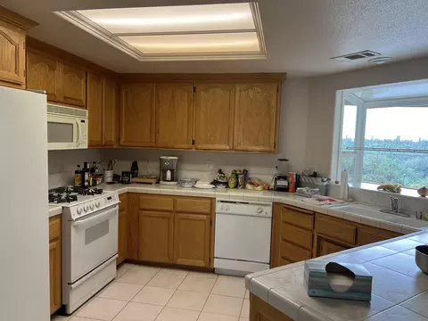 3731 Sunglow Dr, Redding, CA 96001 photo 7