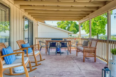 872 Springer Dr, Redding, CA 96003 photo 18