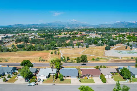 872 Springer Dr, Redding, CA 96003 photo 29