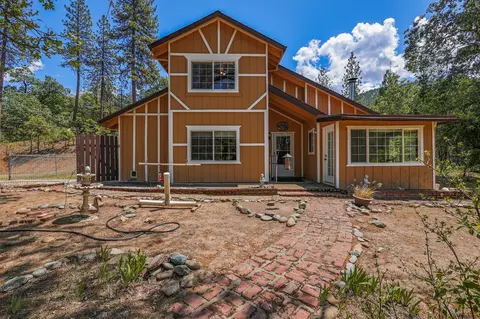 2541 Lewiston Rd, Lewiston, CA 96052 photo 2