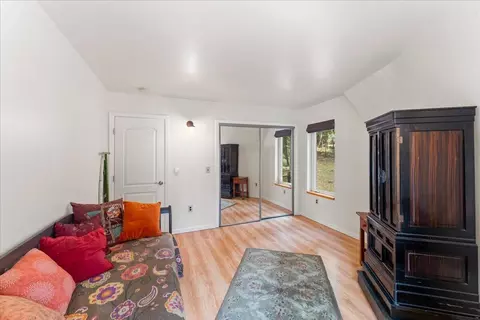 1609 Western Ct, Mccloud, CA 96057 photo 9