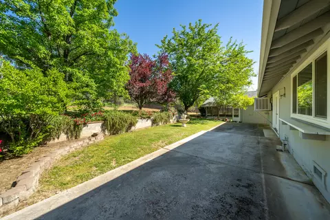 13115 Tamera Way, Redding, CA 96003 photo 43