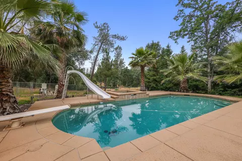 16001 Yankee Mine Rd, Redding, CA 96001 photo 4