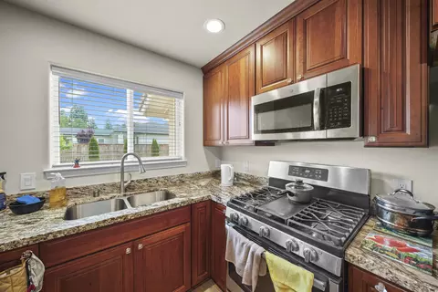 3011 Lake Redding Dr, Redding, CA 96003 photo 9