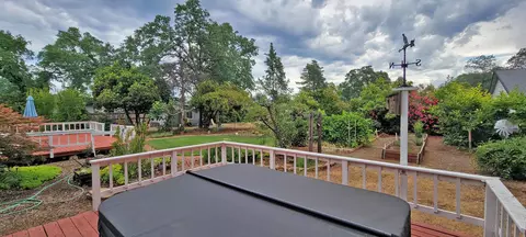 3423 Inverness St, Redding, CA 96002 photo 16