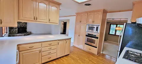 3423 Inverness St, Redding, CA 96002 photo 11