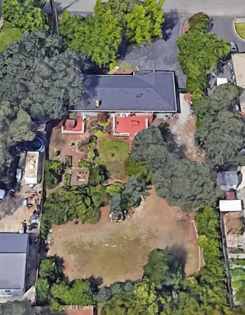 3423 Inverness St, Redding, CA 96002 photo 3
