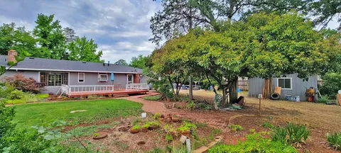 3423 Inverness St, Redding, CA 96002 photo 19
