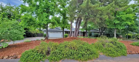 3423 Inverness St, Redding, CA 96002 photo 20