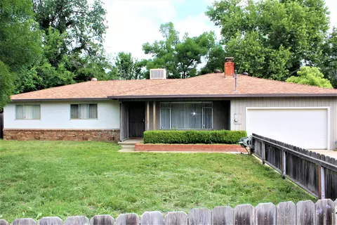2754 N Bonnyview Rd, Redding, CA 96001