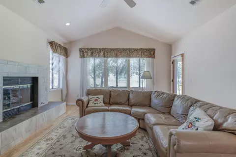 1889 Gold Hills Dr, Redding, CA 96003 photo 6