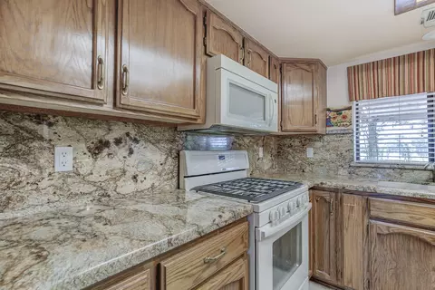 1889 Gold Hills Dr, Redding, CA 96003 photo 12