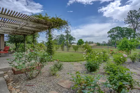 1889 Gold Hills Dr, Redding, CA 96003 photo 5