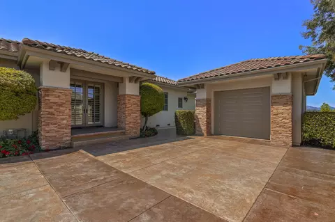 855 Santa Cruz Dr, Redding, CA 96003 photo 22
