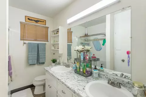 3033 Sacramento St, Redding, CA 96001 photo 10