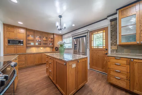 5040 Bonnyview Ave, Redding, CA 96001 photo 14