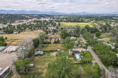 5040 Bonnyview Ave, Redding, CA 96001 photo 56