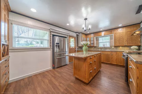 5040 Bonnyview Ave, Redding, CA 96001 photo 10